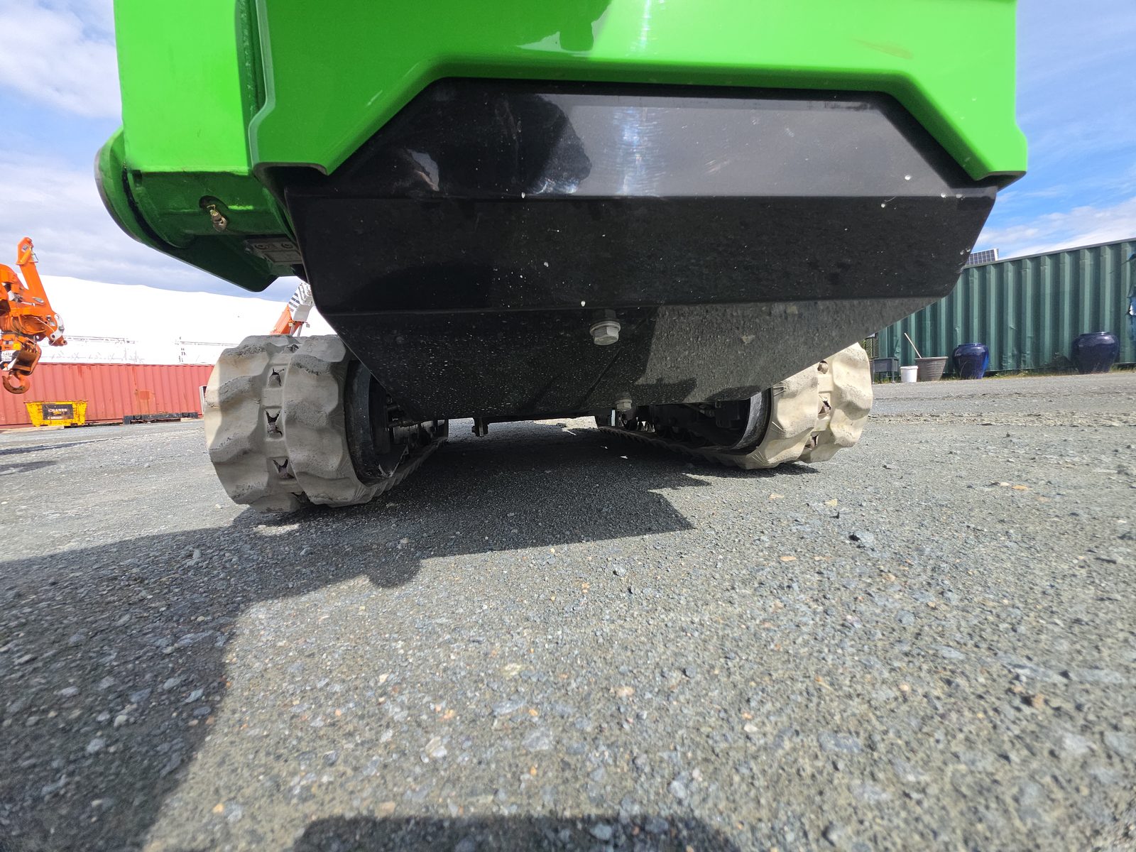 Photos of undercarriage (2)
