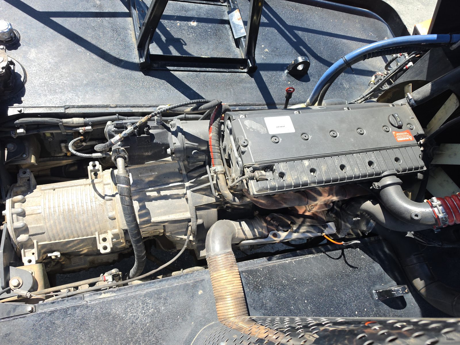 Photo of engine (3)