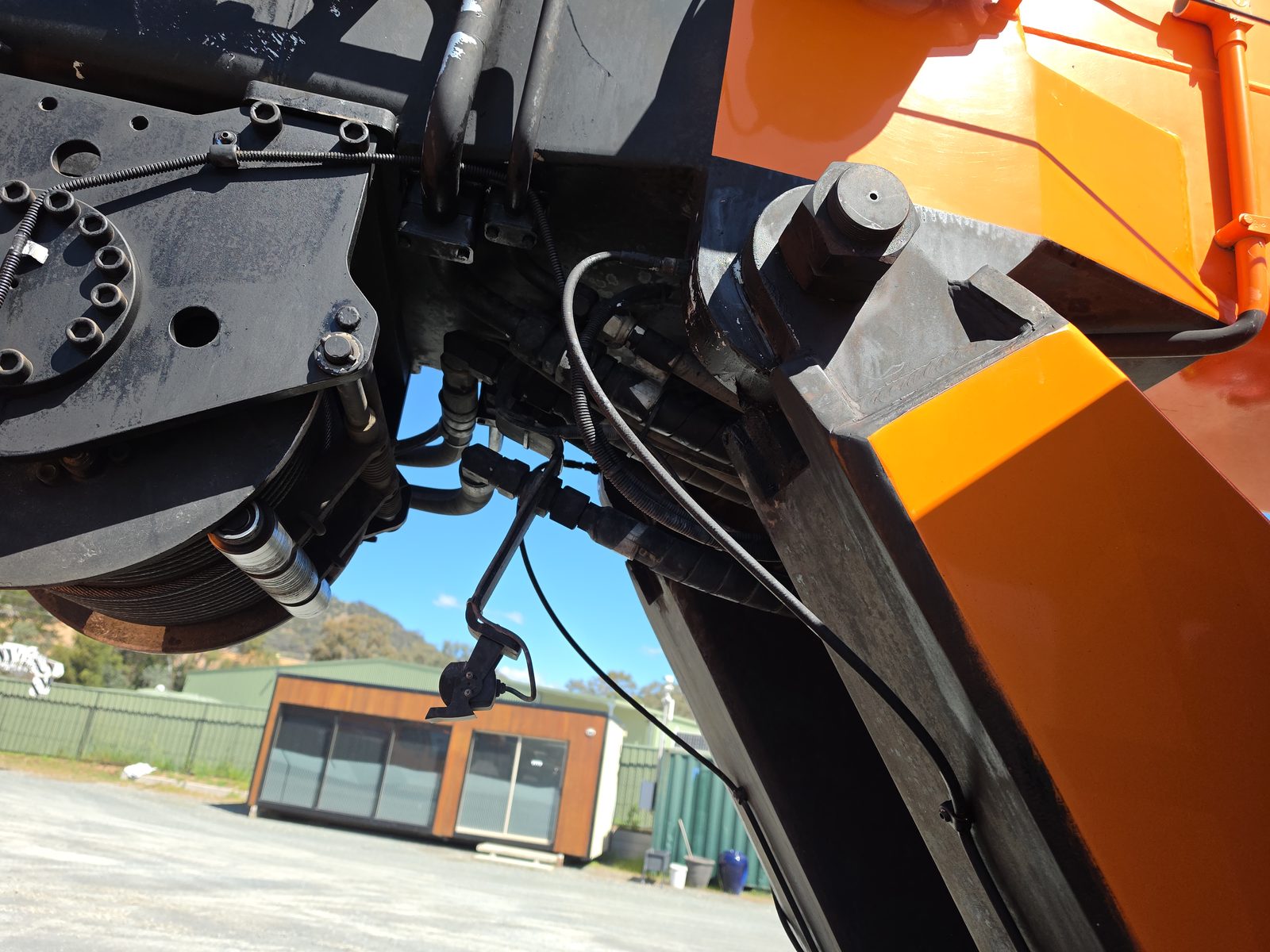 Boom pivot pins (3)