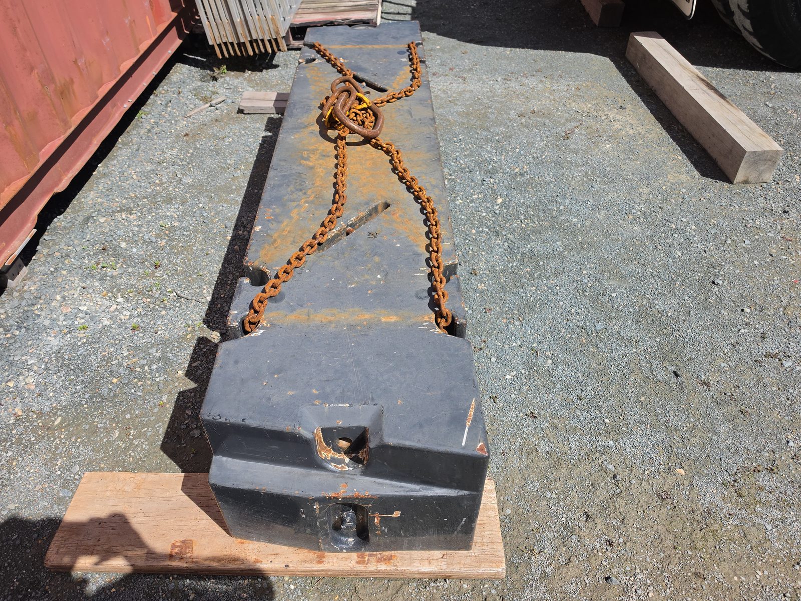 Counterweight (2)