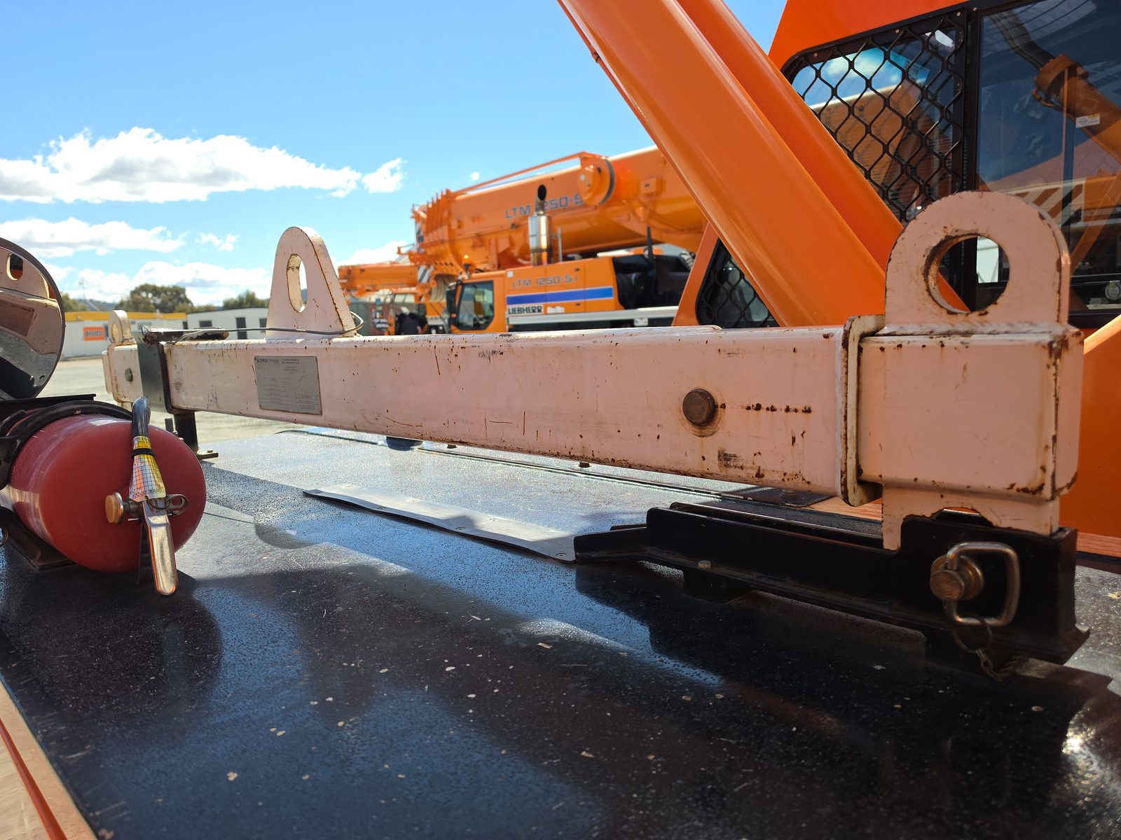 Lifting beam & spreader bar (2)