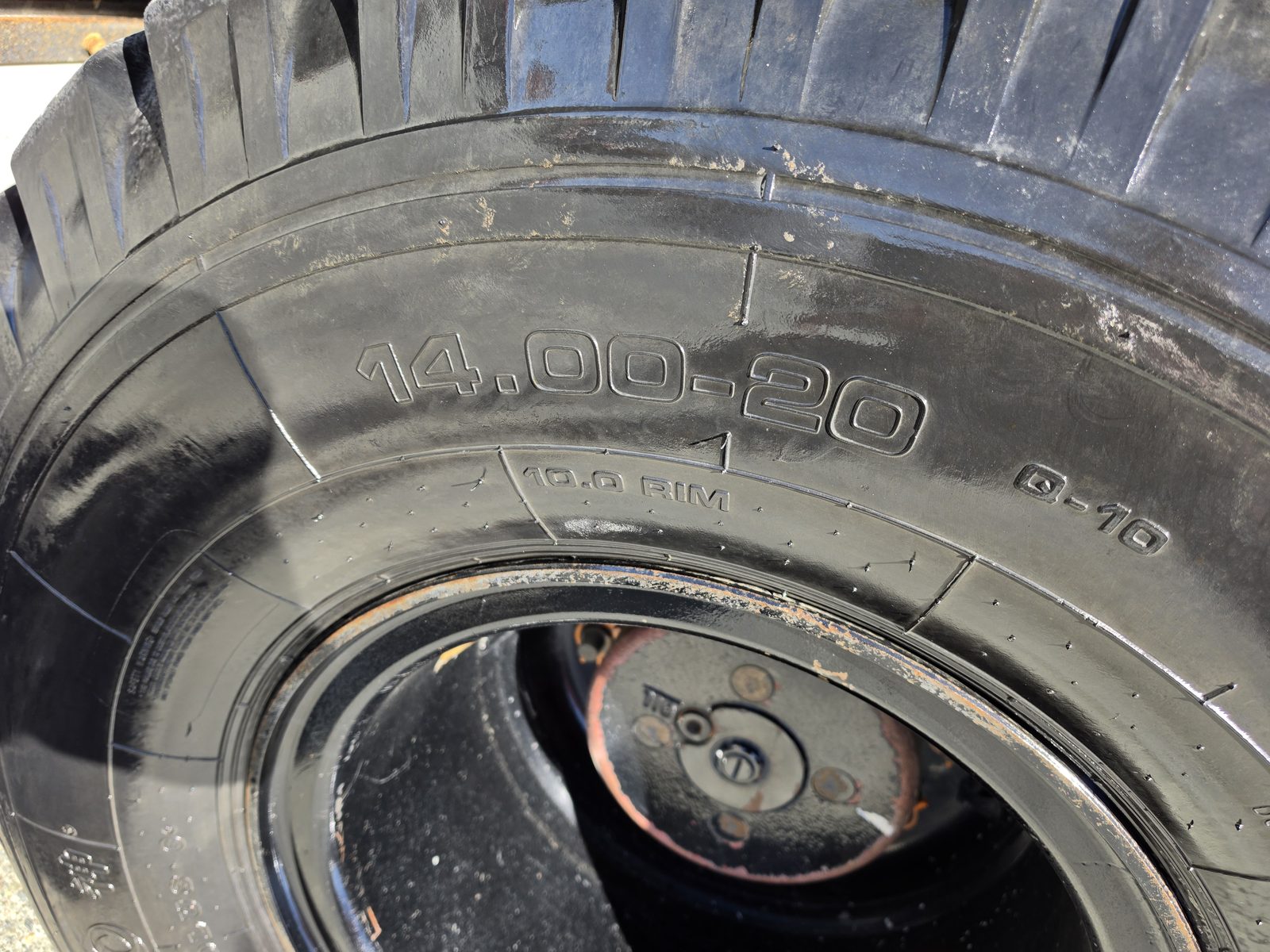 Tyre model (photo)
