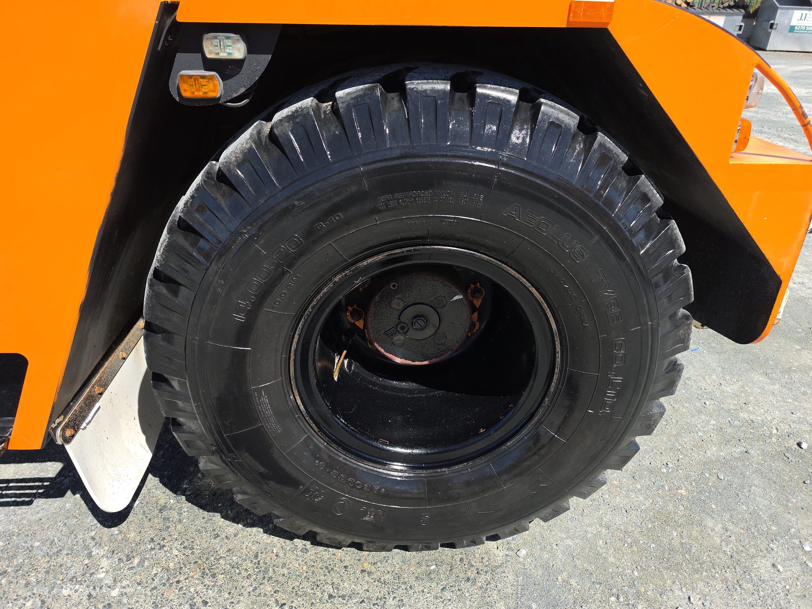 All tyres (1)