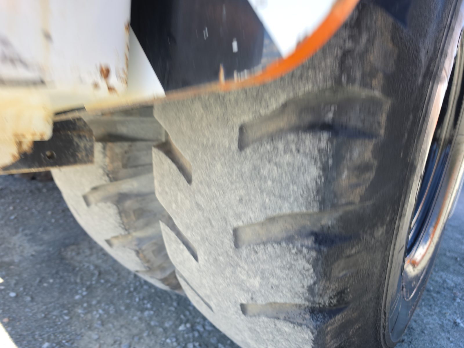 All tyres (8)